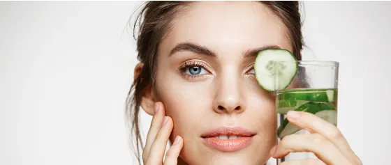 How a healthy diet can improve your skin.