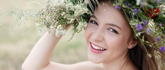 Leichte Make-up Looks: So gelingt der natürliche Glow