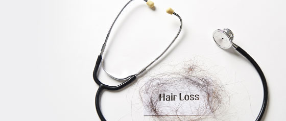 Haarausfall im Herbst – Ursachen und was Sie dagegen tun können