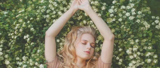 Frühlingserwachen: So verwöhnst Du Deine Haut mit der Kraft der Natur