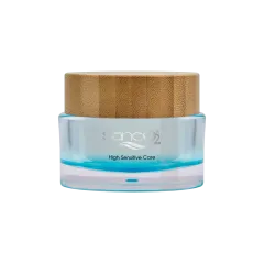 SaneO2® High Sensitive Care spendet Feuchtigkeit und glättet die Haut